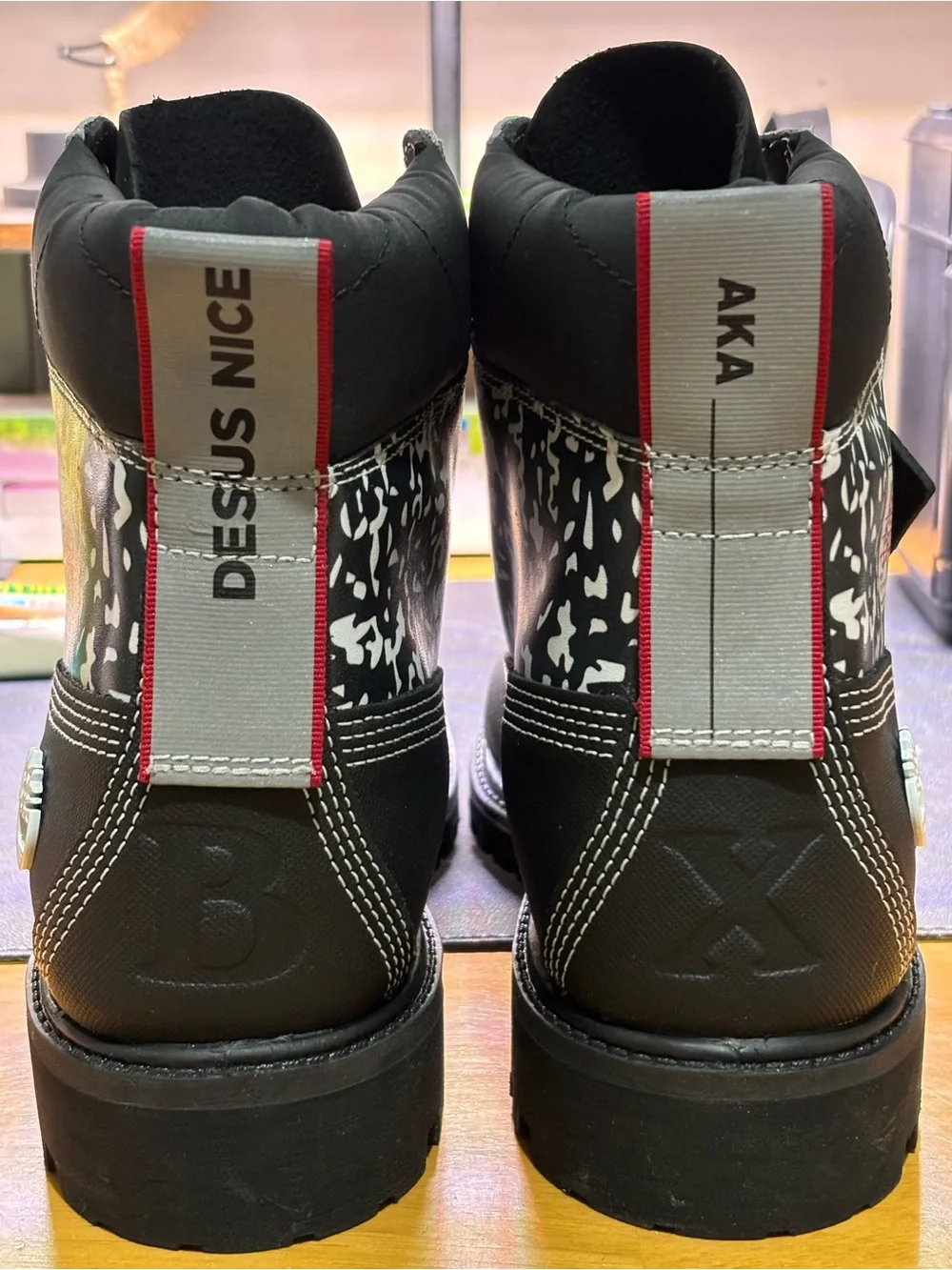 TIMBERLAND THE BRONX BOOK BODEGA “BOYS” DESUS & MERO BOOTS MENS.